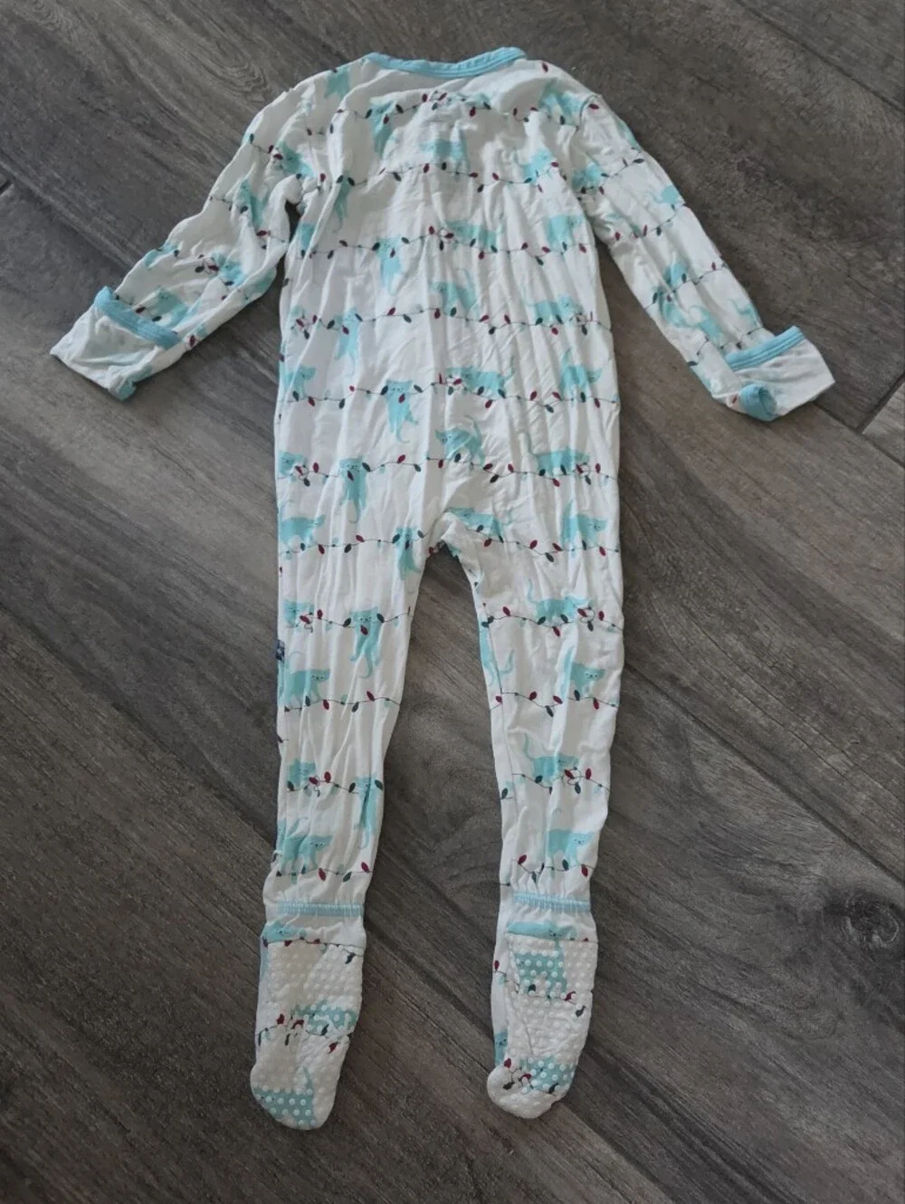 Kickee Pants EUC 6-9 Months Evergreen Tree and Holiday Kitty Footie Rompers